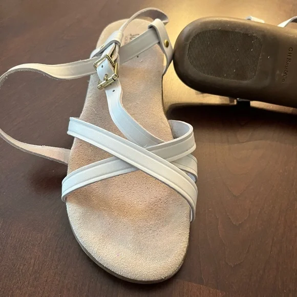 GH Bass Sandals - Picture 3 of 10